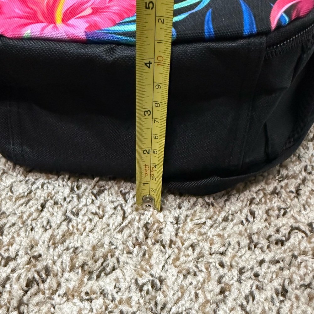 Backpack and Lunchbox Set: Tropical Floral Design - Picture 16 of 16